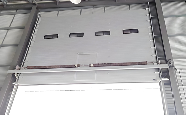 工业园区工业滑升门