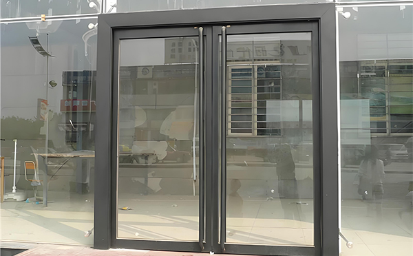 工业园区玻璃地弹门