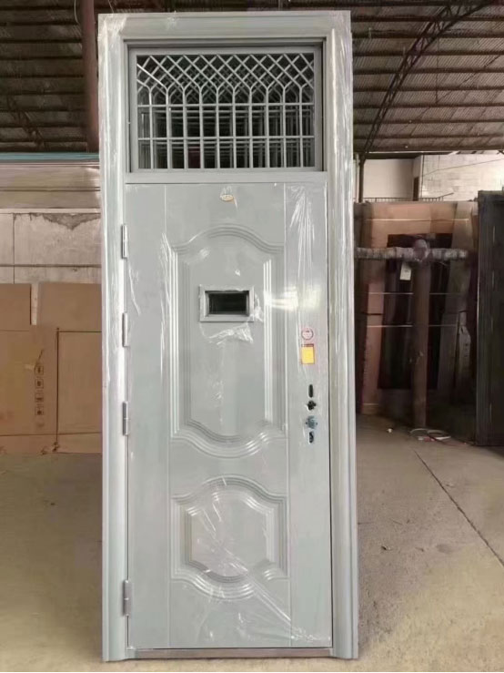 工业园区学校教室门