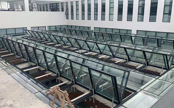百安科技有限公司近期工业园区排烟窗项目案例分享