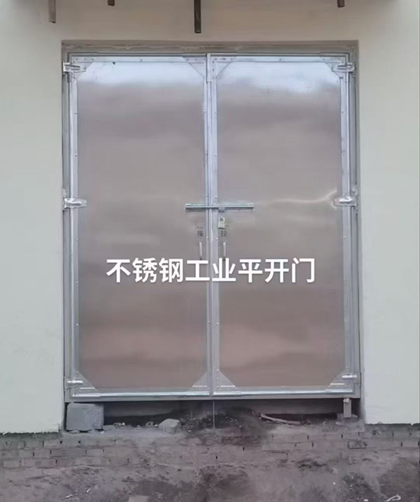不锈钢工业园区工业平开门在现代工业场景中的应用实践