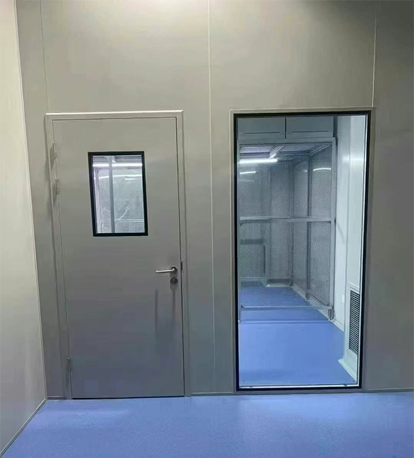 学校教学楼完成工业园区防火门标准化安装 学校教学楼完成工业园区防火门标准化安装