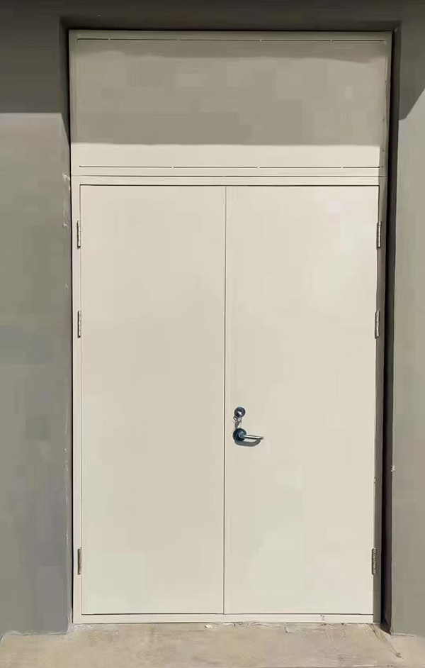 展览馆项目完成大跨度工业园区防火门安装